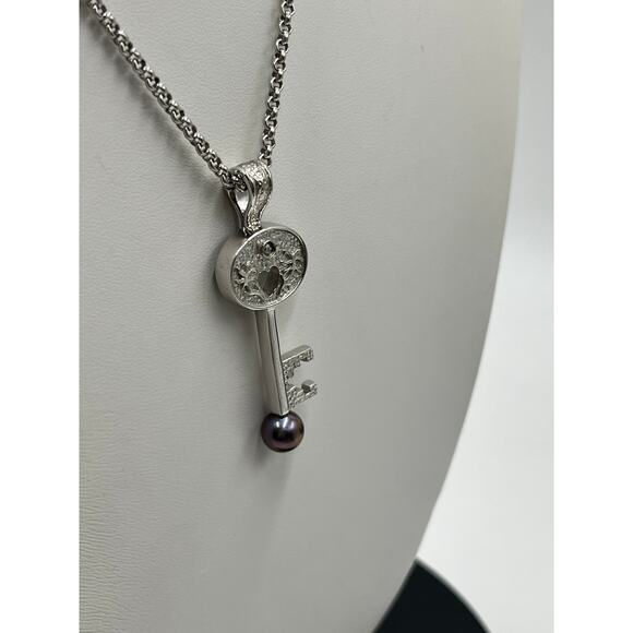 KM 925 Sterling Silver Real White Diamond & Tahitian Pearl Key Pendant - Picture 9 of 14